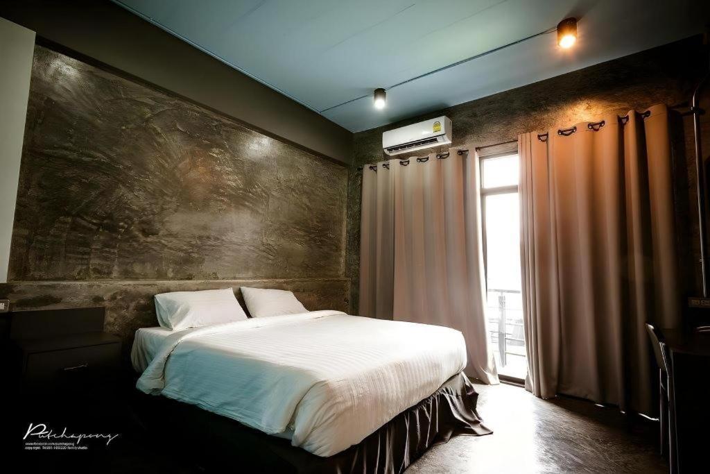 Pornsiri Hotel Sisaket Eksteriør billede