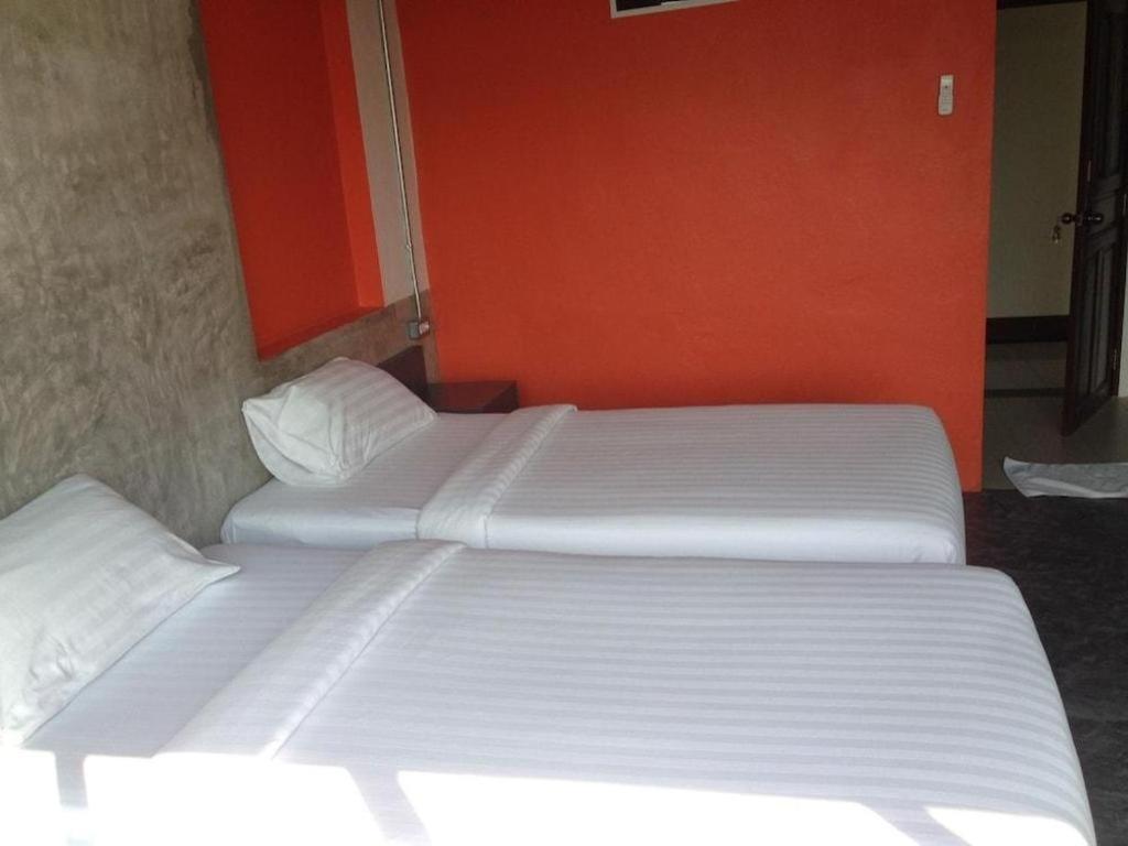 Pornsiri Hotel Sisaket Eksteriør billede